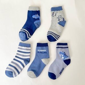 5 Pairs Boys Cotton Socks Blue/Gray Dinosaur Pattern NWOT Size S (1-3 Y)